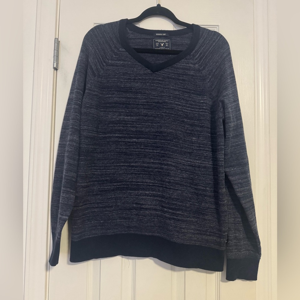 American Eagle Outfitters V-Neck Sweater